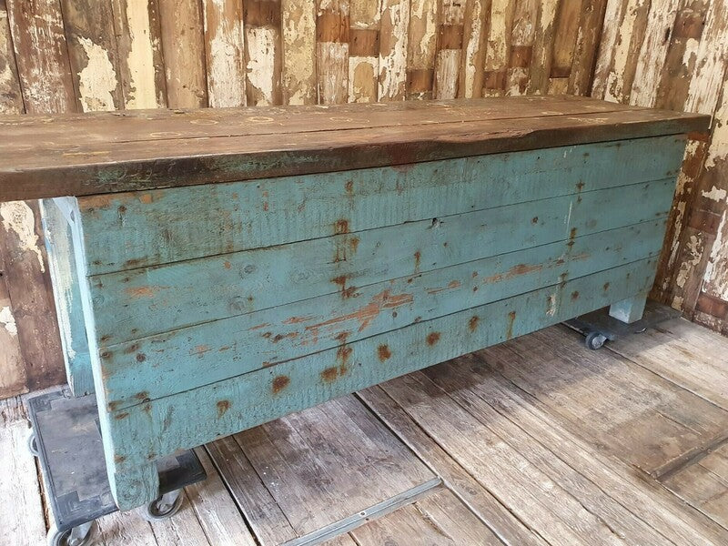 Large painted workbench – A rare vintage treasure
