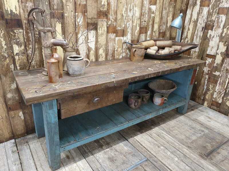 Large painted workbench – A rare vintage treasure
